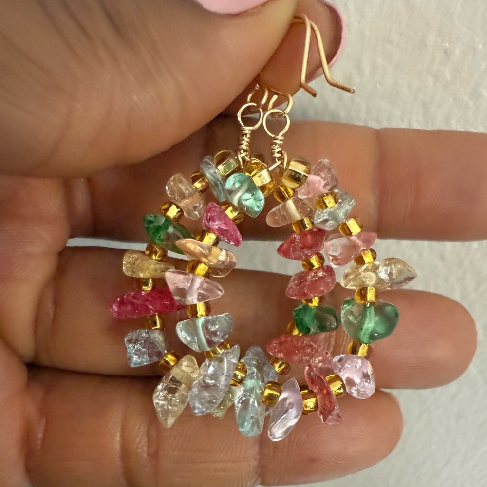 Gold-Filled Crackle Quartz Chips Teardrop Hoop Earrings